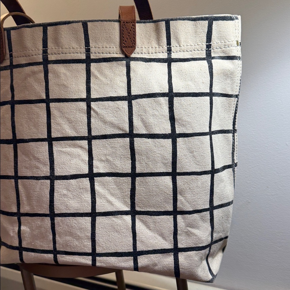 Madewell The Canvas Transport Tote in Windowpane Black - Picture 6 of 16